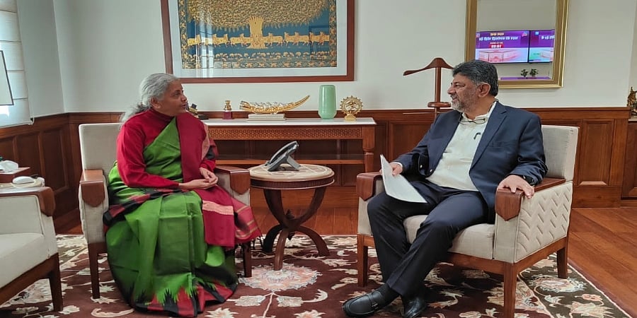 ಬೆಂಗಳೂರು ಸುರಂಗ ಯೋಜನೆ: 30 ಸಾವಿರ ಕೋಟಿ ರೂ. ನೆರವು ಕೋರಿ ನಿರ್ಮಲಾ ಸೀತಾರಾಮನ್ ಭೇಟಿ ಮಾಡಿದ ಡಿಕೆಶಿ
