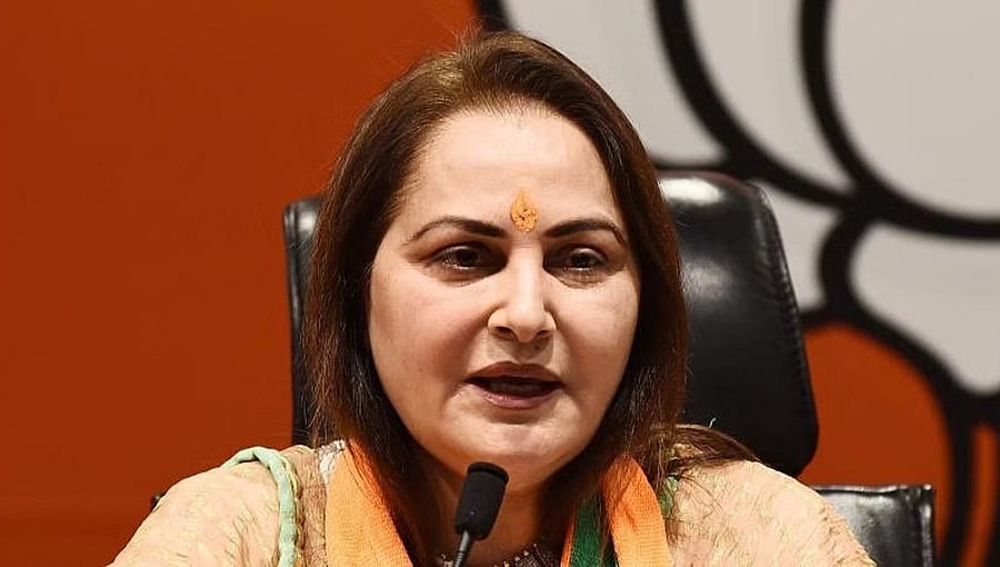 ನೀತಿ ಸಂಹಿತೆ ಉಲ್ಲಂಘನೆ: ಬಿಜೆಪಿ ನಾಯಕಿ, ನಟಿ ಜಯಪ್ರದಾ ಪತ್ತೆಗೆ ವಿಶೇಷ ತಂಡ ರಚನೆ!