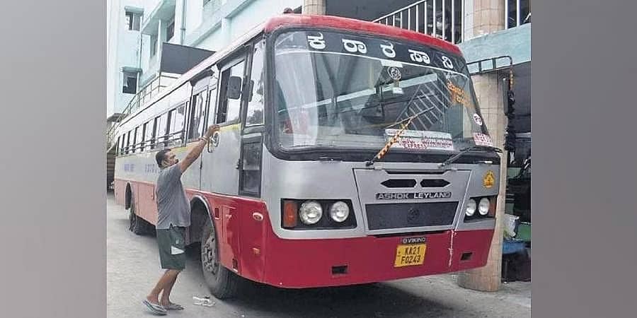 ಪ್ರತಿ ವರ್ಷ KSRTC ಬಸ್ಗಳಿಗೆ ಆರ್ ಟಿಒಗಳಿಂದ ಫಿಟ್ ನೆಸ್ ಪ್ರಮಾಣ ಪತ್ರ ಕಡ್ಡಾಯ: ಹೈಕೋರ್ಟ್ ಸೂಚನೆ