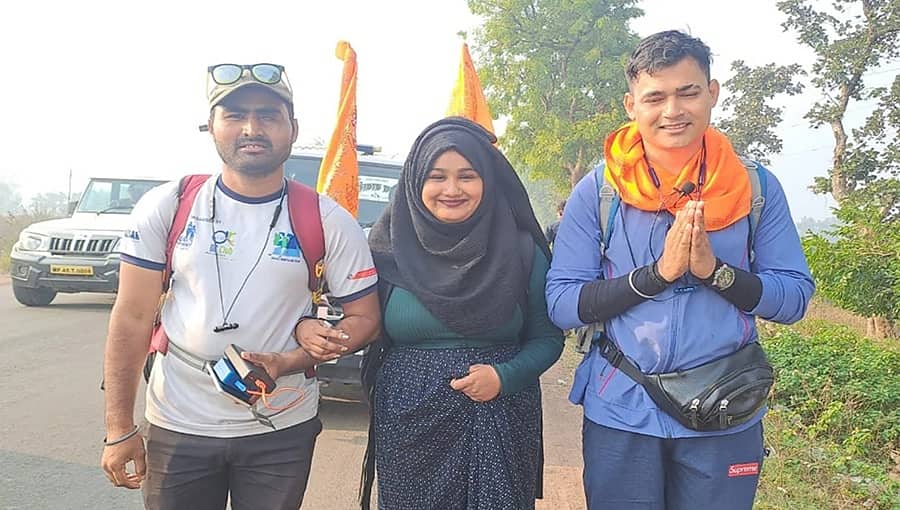 ಬೆದರಿಕೆಗಳಿಗೆ ಜಗ್ಗದ ರಾಮ ಭಕ್ತೆ: ಮುಂಬೈಯಿಂದ ಅಯೋಧ್ಯೆಗೆ ಮುಸ್ಲಿಂ ಯುವತಿಯ 1,425 ಕಿಮೀ ಪಾದಯಾತ್ರೆ!