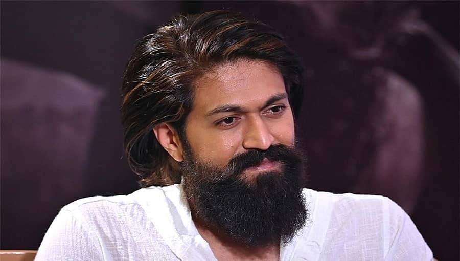 2 ವರ್ಷಗಳಿಂದ ಕಾಯ್ದಿದ್ದ ಯಶ್ ಅಭಿಮಾನಿಗಳಿಗೆ ಗುಡ್ ​ನ್ಯೂಸ್: ಡಿಸೆಂಬರ್ 8ರಂದು ಹೊಸ ಸಿನಿಮಾ ಶೀರ್ಷಿಕೆ ಅನೌನ್ಸ್!
