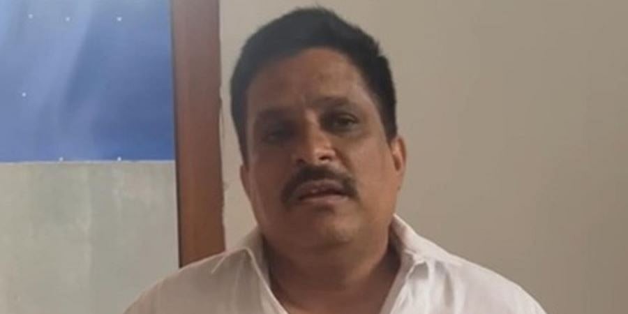 ಬಿಜೆಪಿ ಶಾಸಕ ರಮೇಶ್ ಜಾರಕಿಹೊಳಿ ಆಪ್ತ ಪೃಥ್ವಿ ಸಿಂಗ್ ಗೆ ಚಾಕು ಇರಿತ