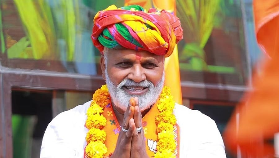 ರಾಜಸ್ತಾನ ವಿಧಾನಸಭೆ ಚುನಾವಣೆ: ಕಾಂಗ್ರೆಸ್ಗೆ ಸೋಲುಣಿಸಿದ ಬಿಜೆಪಿ ಅಭ್ಯರ್ಥಿ 'ಚಿಕ್ಕಪೇಟೆ'ಯ ಬಟ್ಟೆ ವ್ಯಾಪಾರಿ!