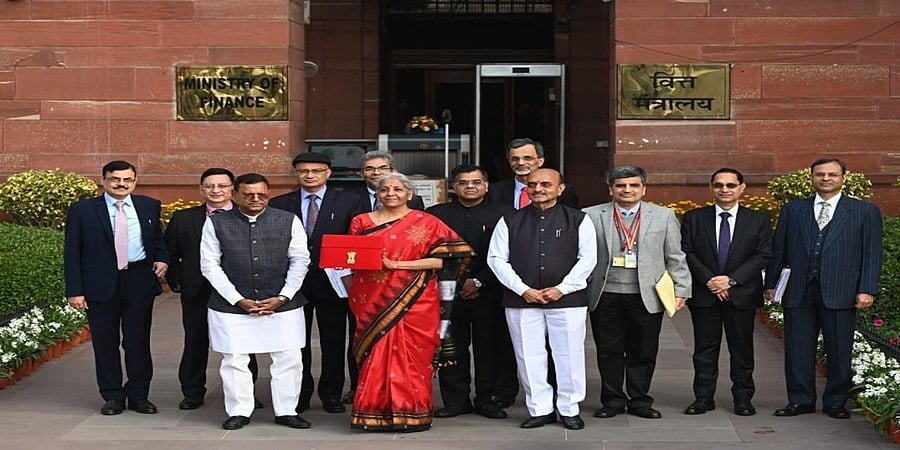 ಕೇಂದ್ರ ಬಜೆಟ್ 2023: ಆದಾಯ ತೆರಿಗೆಗೆ ಸಂಬಂಧಿಸಿದಂತೆ ಹಣಕಾಸು ಸಚಿವರ 5 ಮುಖ್ಯ ಘೋಷಣೆಗಳು
