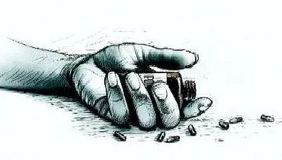 ಬೆಂಗಳೂರು: ವಿಷ ಸೇವಿಸಿ ಠಾಣೆಗೆ ಹೋದ ವ್ಯಕ್ತಿ; ಪೊಲೀಸರಿಂದ ರಕ್ಷಣೆ!