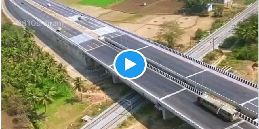 ಮೈಸೂರು-ಬೆಂಗಳೂರು ಹೆದ್ದಾರಿ, ವಂದೇ ಭಾರತ್ ರೈಲಿನ ವಿಡಿಯೋ: ಬೊಮ್ಮಾಯಿ ಟ್ವೀಟ್ ಗೆ ಮೋದಿ ಪ್ರತಿಕ್ರಿಯೆ