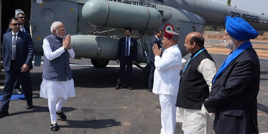 Aero India 2023: ರಾಜಭವನದಲ್ಲಿ ಮೋದಿ ಔತಣಕೂಟ, ರಿಷಬ್ ಶೆಟ್ಟಿ ಸೇರಿ ಹಲವು ಗಣ್ಯರಿಗೆ ಆಹ್ವಾನ