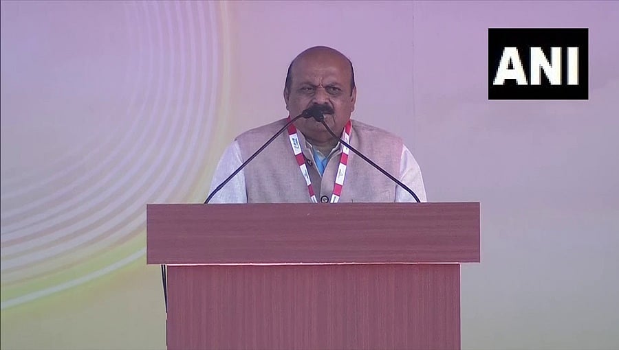 ರಾಜ್ಯದಲ್ಲಿ ಹೊಸ ಏರೋಸ್ಪೇಸ್‌ ನೀತಿ ಜಾರಿಗೆ ತಂದು ಯುವಜನರನ್ನು ವೈಮಾನಿಕ ಕ್ಷೇತ್ರದಲ್ಲಿ ಮಹಾಸಾಧನೆಗೆ ಸಿದ್ಧಪಡಿಸುತ್ತೇವೆ: ಸಿಎಂ ಬೊಮ್ಮಾಯಿ