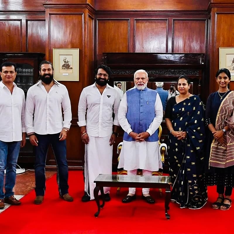 ಮೋದಿ ಜತೆ ಸ್ಯಾಂಡಲ್​ವುಡ್ ತಾರೆಯರು