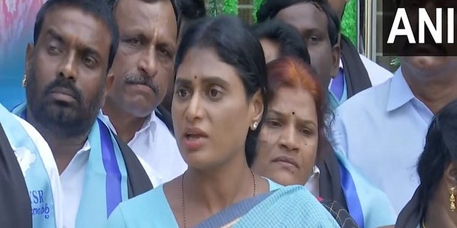 ತೆಲಂಗಾಣ ಅಫ್ಘಾನಿಸ್ತಾನವಾಗಿದೆ, ಕೆಸಿಆರ್ ತಾಲಿಬಾನ್: ವೈ ಎಸ್ ಶರ್ಮಿಳಾ