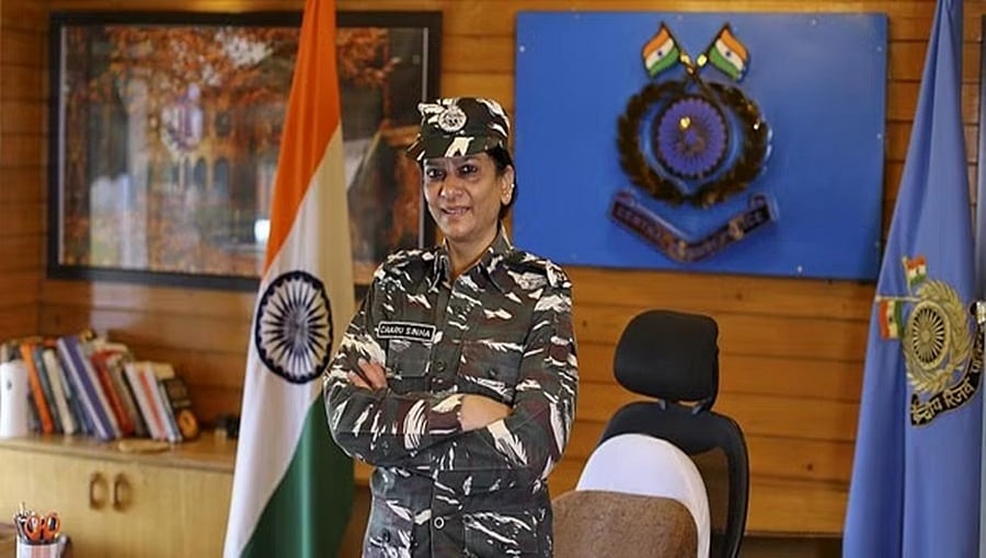 ಕೇಂದ್ರ ಕಾಶ್ಮೀರದಲ್ಲಿ ಸೇವಾವಧಿ ಪೂರ್ಣಗೊಳಿಸಿದ CRPF ನ ಮೊದಲ ಮಹಿಳಾ ಇನ್ಸ್‌ಪೆಕ್ಟರ್ ಜನರಲ್!