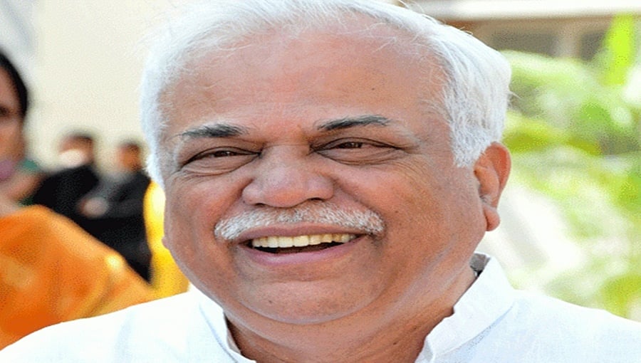 ಕಾಂಗ್ರೆಸ್ ಮುಖಂಡ ಶ್ರೀಕಾಂತ್ ಘೋಟ್ನೇಕರ್ ಜೆಡಿಎಸ್ ಸೇರ್ಪಡೆ: ಗುರುವಿಗೆ ತಿರುಗೇಟು ನೀಡಲು ಮುಂದಾದ ಶಿಷ್ಯ; ಆರ್.ವಿ ದೇಶಪಾಂಡೆ ವಿರುದ್ಧ ಸ್ಪರ್ಧೆ!
