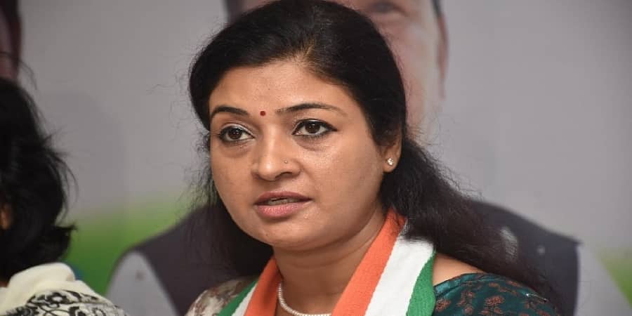 ಸೋನಿಯಾ ಗಾಂಧಿ ನಿವೃತ್ತಿ ಹೊಂದಿಲ್ಲ, ಆದರೆ ಪಕ್ಷಕ್ಕೆ ಮಾರ್ಗದರ್ಶನ ನೀಡಲಿದ್ದಾರೆ: ಅಲ್ಕಾ ಲಾಂಬಾ