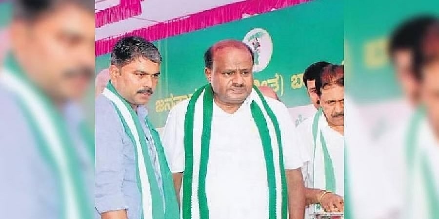 ಭವಾನಿ ರೇವಣ್ಣ ಅಥವಾ ಸ್ವರೂಪ್ ಪ್ರಕಾಶ್, ಯಾರಿಗೆ ಒಲಿಯಲಿದೆ ಹಾಸನ ಕ್ಷೇತ್ರದ ಜೆಡಿಎಸ್ ಟಿಕೆಟ್?