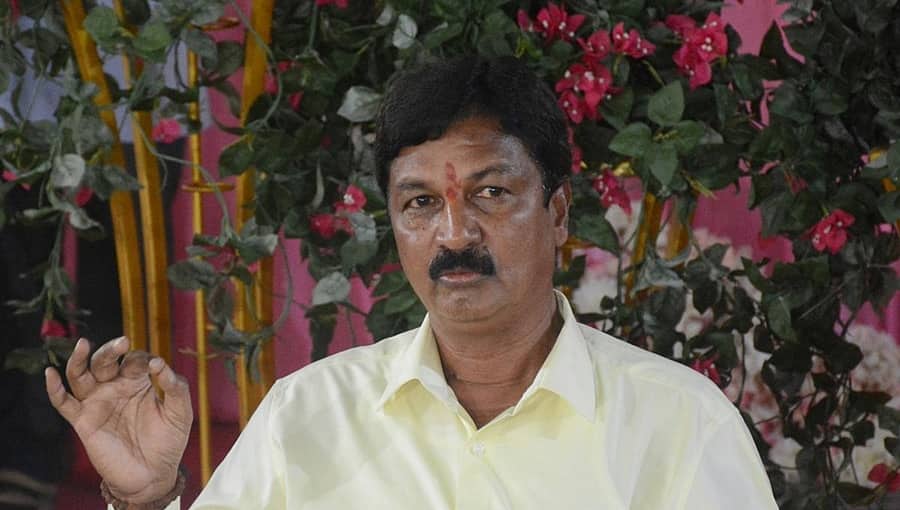 ದೆಹಲಿಗೆ ರಮೇಶ್ ಜಾರಕಿಹೊಳಿ ಪ್ರಯಾಣ: ಅಮಿತ್ ಶಾ ಭೇಟಿ ಸಾಧ್ಯತೆ, ಸಿ ಡಿ ಪ್ರಕರಣ ಸಿಬಿಐಗೆ ವಹಿಸಲು ಒತ್ತಾಯ