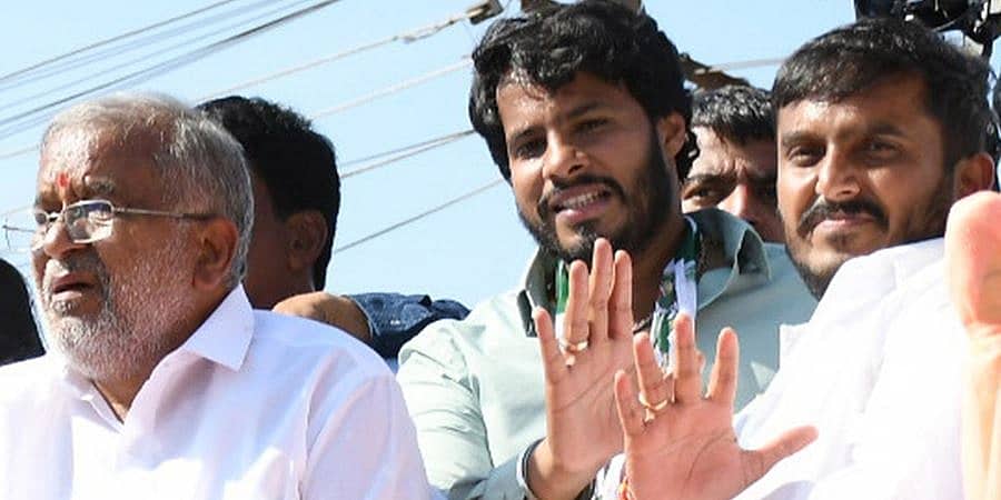 ಜಿಟಿ ದೇವೇಗೌಡರ ರ್ಯಾಲಿ: ನನ್ನ ತಂದೆ ಮುಖ್ಯಮಂತ್ರಿಯಾಗಲು ರಾಜಕೀಯ ಜೀವನ ತ್ಯಾಗಕ್ಕೆ ಸಿದ್ಧ ಎಂದ ನಿಖಿಲ್ ಕುಮಾರಸ್ವಾಮಿ