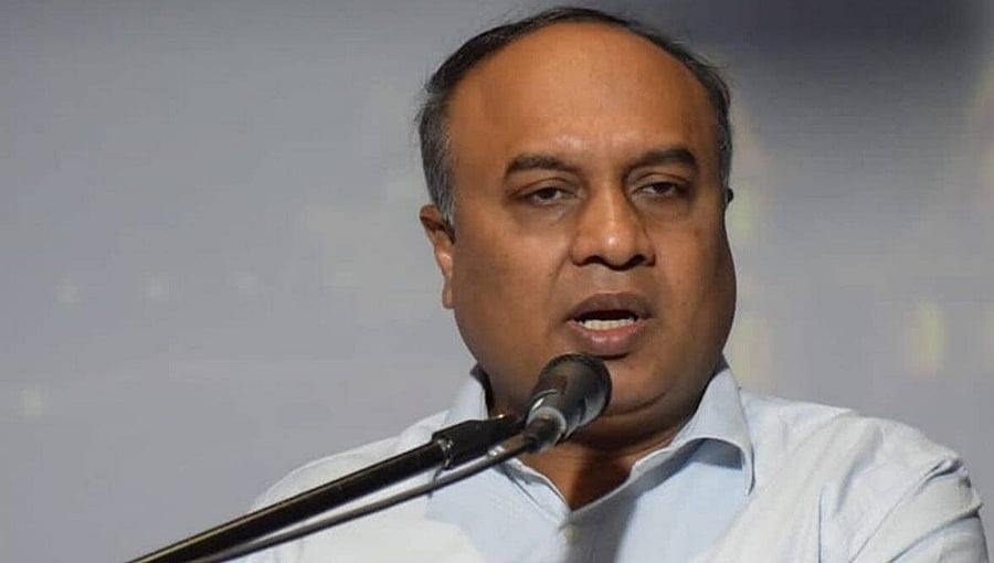 ಉದ್ಯಮಿ ಅದಾನಿಗೆ ಸಂಬಂಧಿಸಿದ 5 ಪ್ರಶ್ನೆಗಳಿಗೆ ಉತ್ತರಿಸಿ: ಪ್ರಧಾನಿ ಮೋದಿಗೆ ಆಪ್ ಸವಾಲು