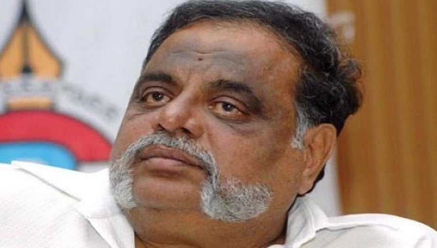 ‘ನನ್ ಮಗನೆ ಕರೆಕ್ಟ್ ಆಗಿ ಹೆಸರು ಇಟ್ಟಿದಿಯಾ’ ಎನ್ನುತ್ತಿದ್ದರು ಅಂಬರೀಷ್': ರೇಸ್ ಕೋರ್ಸ್ ರಸ್ತೆಗೆ ರೆಬಲ್ ಸ್ಟಾರ್ ಹೆಸರು ಘೋಷಿಸಿದ ಸಿಎಂ