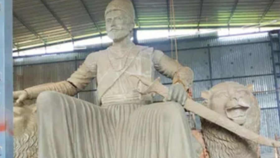 ಬೆಳಗಾವಿ: ಬಿಜೆಪಿ-ಕಾಂಗ್ರೆಸ್'ನಿಂದ ಉದ್ಘಾಟನೆಗೊಂಡ ಶಿವಾಜಿ ಪ್ರತಿಮೆ ಶುದ್ಧೀಕರಣಕ್ಕೆ ಎಂಇಎಸ್‌ ಮುಂದು