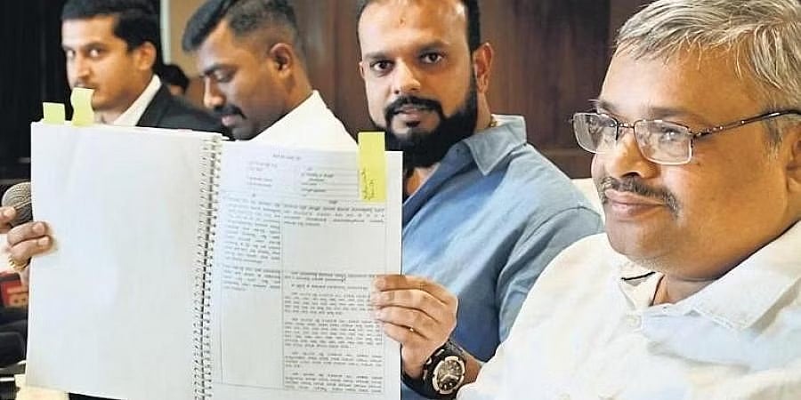 ಬೇಗೂರಿನಲ್ಲಿ 25 ಎಕರೆ ಬಿಡಿಎ ಜಾಗ ಕಬಳಿಕೆ, ಮಾರಾಟ: ಚಿತ್ರ ನಿರ್ಮಾಪಕ ಉಪಮಾಪತಿ ಶ್ರೀನಿವಾಸ ಗೌಡ ಆರೋಪ