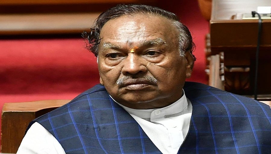 ಸತ್ತು ಹೋಗಿರುವ ಕಾಂಗ್ರೆಸ್ ಜೊತೆ ಬಿಜೆಪಿಯ ಯಾವ ಶಾಸಕರೂ ಹೋಗಲ್ಲ: ಕೆ.ಎಸ್ ಈಶ್ವರಪ್ಪ
