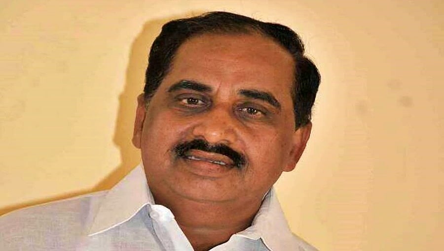 ಬಿಜೆಪಿಗೆ ಗುಡ್ ಬೈ ಹೇಳಿದ ಮೋಹನ್ ಲಿಂಬಿಕಾಯಿ : ಇಂದೇ ಕಾಂಗ್ರೆಸ್ ಸೇರುತ್ತಿರುವ ಬಿಎಸ್​ ವೈ ಆಪ್ತ!
