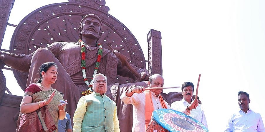 ಬೆಳಗಾವಿ: ರಾಜಹಂಸಗಡ ಕೋಟೆಯಲ್ಲಿ ಶಿವಾಜಿ ಪ್ರತಿಮೆ ಅನಾವರಣಗೊಳಿಸಿದ ಸಿಎಂ ಬೊಮ್ಮಾಯಿ