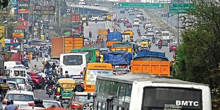 ಬೆಂಗಳೂರು-ಮೈಸೂರು ಎಕ್ಸ್ ಪ್ರೆಸ್ ವೇ ರಿಯಾಲಿಟಿ ಚೆಕ್: ನಗರಗಳನ್ನು ಜೋಡಿಸುವ ಹೆದ್ದಾರಿ ಜನರನ್ನು ಬೇರ್ಪಡಿಸುತ್ತಿದೆ!