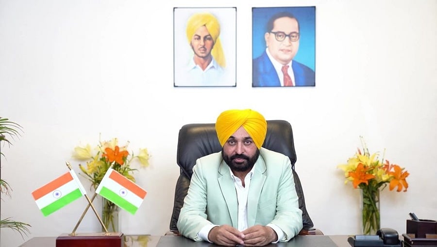ಗಣರಾಜ್ಯೋತ್ಸವ ಪರೇಡ್ಗೆ ಪಂಜಾಬ್ನ ಟ್ಯಾಬ್ಲೋ ಸೇರಿಸದ ಕೇಂದ್ರದ ವಿರುದ್ಧ ಸಿಎಂ ಮಾನ್ ವಾಗ್ದಾಳಿ