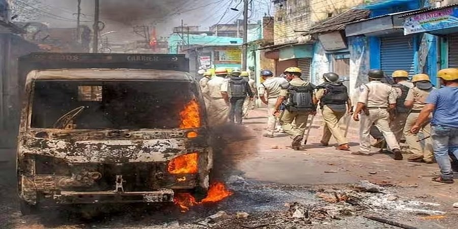 ಪಶ್ಚಿಮ ಬಂಗಾಳ: ಹಿಂಸಾರೂಪಕ್ಕೆ ತಿರುಗಿದ ರಾಮ ನವಮಿ ಆಚರಣೆ; ಹೌರಾ ಜಿಲ್ಲೆಯಲ್ಲಿ ಕಲ್ಲು ತೂರಾಟ, ಹಲವರಿಗೆ ಗಾಯ