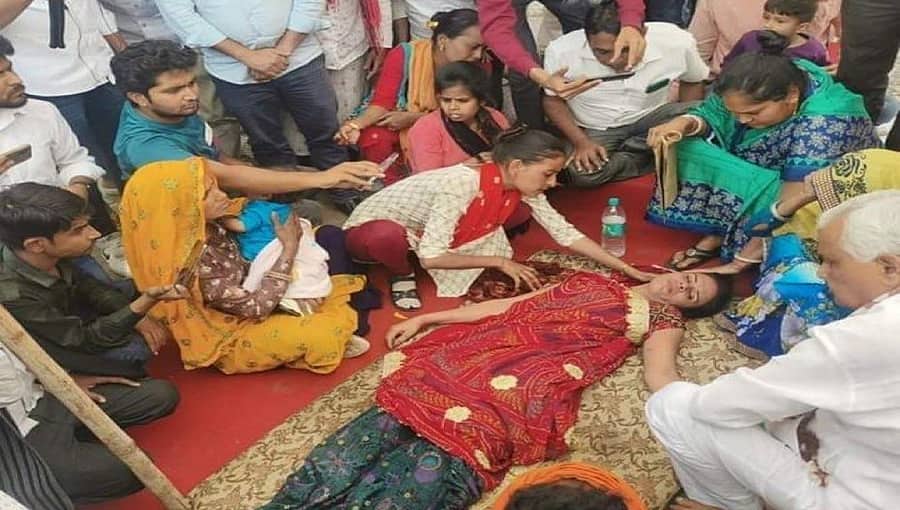 ದಯಾಮರಣಕ್ಕೆ ಅನುಮತಿ ಕೋರಿದ್ದ ಪುಲ್ವಾಮಾ ಹುತಾತ್ಮ ಯೋಧರ ಪತ್ನಿಯರ ಮೇಲೆ ಪೊಲೀಸರಿಂದ ಹಲ್ಲೆ, ವಿಡಿಯೋ