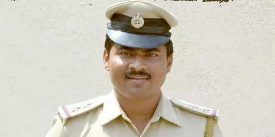 4 ವರ್ಷಗಳಿಂದ ಸಿಗದ ವೇತನ: ಹುತಾತ್ಮ ಪಿಎಸ್ಐ ಬಂಡೆ ಮಕ್ಕಳ ಶಿಕ್ಷಣಕ್ಕೆ ಸಮಸ್ಯೆ, ಸರ್ಕಾರದ ವಿರುದ್ಧ ಜೆಡಿಎಸ್ ಕಿಡಿ