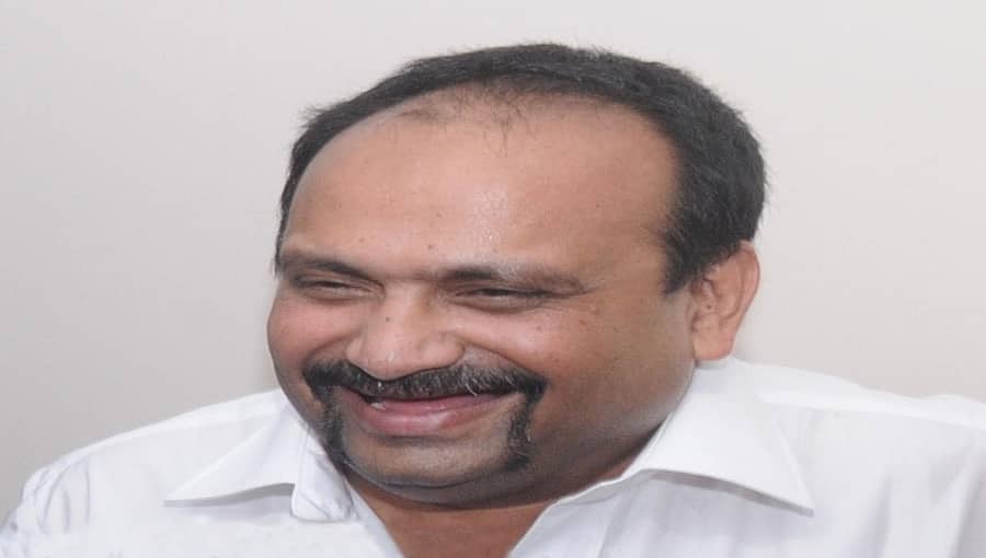 ಇಂದೋರ್‌ನ ಹೋಟೆಲ್‌ವೊಂದರಲ್ಲಿ ತಂಗಿದ್ದ ಹಿರಿಯ ಕ್ರೀಡಾ ಪತ್ರಕರ್ತ ದಿನಕರ್ ಸಾವು