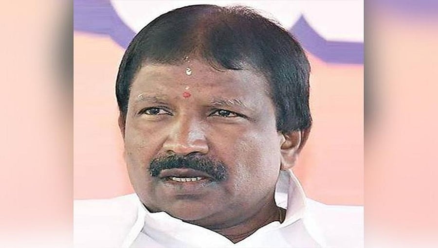 ನನ್ನ ಪ್ರಾಮಾಣಿಕತೆಯೇ ನನಗೆ ಮುಳುವಾಗಿದೆ, ಲಾಬಿ ಮಾಡುವುದು ನನ್ನ ಗುಣವಲ್ಲ: ಸಕ್ರಿಯ ರಾಜಕಾರಣಕ್ಕೆ ಎಸ್ ಅಂಗಾರ ಗುಡ್ ಬೈ!