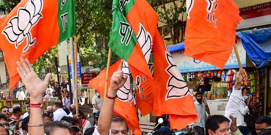 ಒಳ ಮೀಸಲಾತಿ ಕಿಚ್ಚು: ಬಿಜೆಪಿಗೆ ಮತ ಹಾಕದಂತೆ ಭಕ್ತರಿಗೆ ಸೂಚಿಸಿದ ಶ್ರೀಗಳ ವಿರುದ್ಧ ಪ್ರಕರಣ ದಾಖಲು