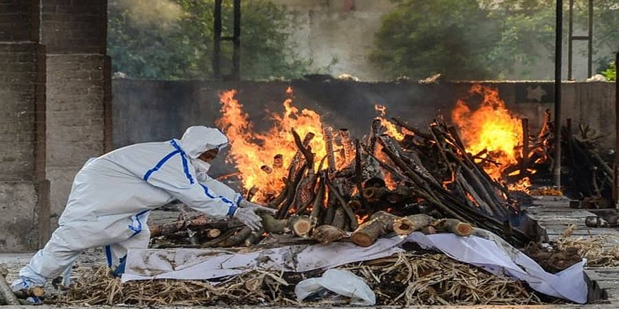 ಮಧ್ಯಪ್ರದೇಶ: ಕೋವಿಡ್ ನಲ್ಲಿ ಮೃತಪಟ್ಟ ವ್ಯಕ್ತಿ ಎರಡು ವರ್ಷಗಳ ಬಳಿಕ ಮನೆಗೆ ವಾಪಸ್!
