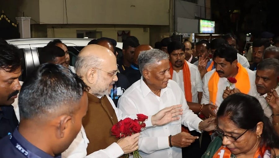 ಹೈವೋಲ್ಟೇಜ್ ಕಣವಾದ ವರುಣಾ: ಸಿದ್ದರಾಮಯ್ಯ ವಿರುದ್ಧ ಸೋಮಣ್ಣ ಸ್ಪರ್ಧೆ, ಪ್ರಚಾರದ ಮೇಲೆ ನಿಗಾವಹಿಸಲು ಆಪ್ತನ ನೇಮಿಸಿದ ಅಮಿತ್ ಶಾ!