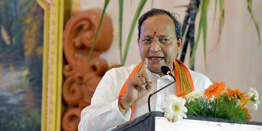 ಕಾಂಗ್ರೆಸ್ ಸ್ಟಾರ್ ಪ್ರಚಾರಕರ ಪಟ್ಟಿ ತುಂಬ ಬರೀ ಕಳಂಕಿತ ನಾಯಕರ ಹೆಸರು: ಬಿಜೆಪಿ ವಾಗ್ದಾಳಿ