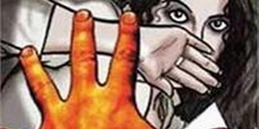 ಭಟ್ಕಳ: ಯುವತಿಗೆ ಕಿರುಕುಳ, ಗುಂಪು ಘರ್ಷಣೆ, ಉದ್ವಿಗ್ನತೆ!
