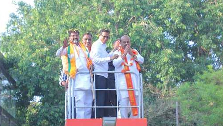 ಚುನಾವಣಾ ಅಖಾಡಕ್ಕಿಳಿದ ಕೇಸರಿ ಕಲಿಗಳು: ಬಿಎಸ್'ವೈ ಸ್ಥಾನ ತುಂಬಲು ಬೊಮ್ಮಾಯಿ ಯತ್ನ!
