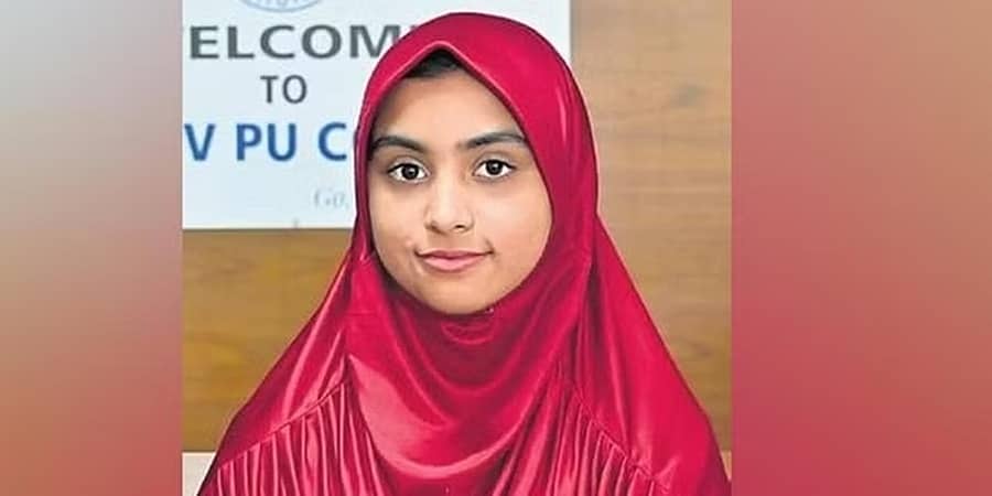 'ಹಿಜಾಬ್ ಧರಿಸಿಕೊಂಡು ಸಾಧಿಸಲು ಬಯಸಿದ್ದೆ': ದ್ವಿತೀಯ ಪಿಯುಸಿ ಕಲಾ ವಿಭಾಗದ ಟಾಪರ್ ತಬಸ್ಸುಮ್