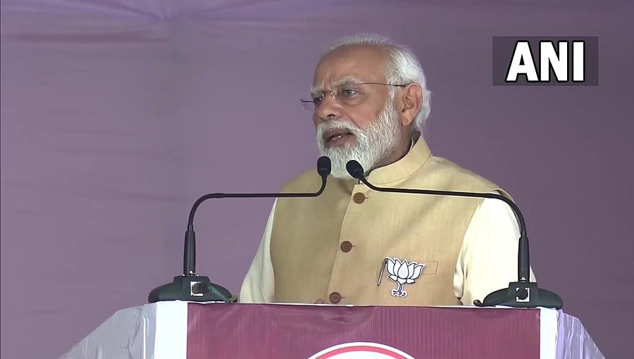 ಎಷ್ಟು ಕೆಸರು ಎರಚುತ್ತಾರೋ ಅಷ್ಟು ಕಮಲ ಅರಳಲಿದೆ: ಬೀದರ್'ನಲ್ಲಿ ಕಾಂಗ್ರೆಸ್ ವಿರುದ್ಧ ಪ್ರಧಾನಿ ಮೋದಿ ವಾಗ್ದಾಳಿ