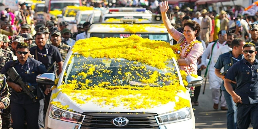 ಮೋದಿಯವರೇ, ಜನರ ಮುಂದೆ ಗೋಳಾಡುವ ಬದಲು ರಾಹುಲ್ ನೋಡಿ ಕಲಿಯಿರಿ: ಪ್ರಿಯಾಂಕಾ ಗಾಂಧಿ
