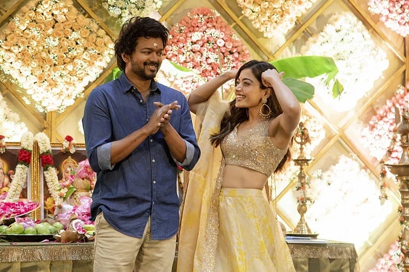ಈವರೆಗೂ 18 ಸಿನಿಮಾಗಳಲ್ಲಿ ನಟಿಸಿರುವ ಪುಷ್ಪ ನಟಿ, ಇದೀಗ ಹೊಸ ಹೆಜ್ಜೆ ಇಡಲು ನಿರ್ಧರಿಸಿದ್ದಾರೆ.