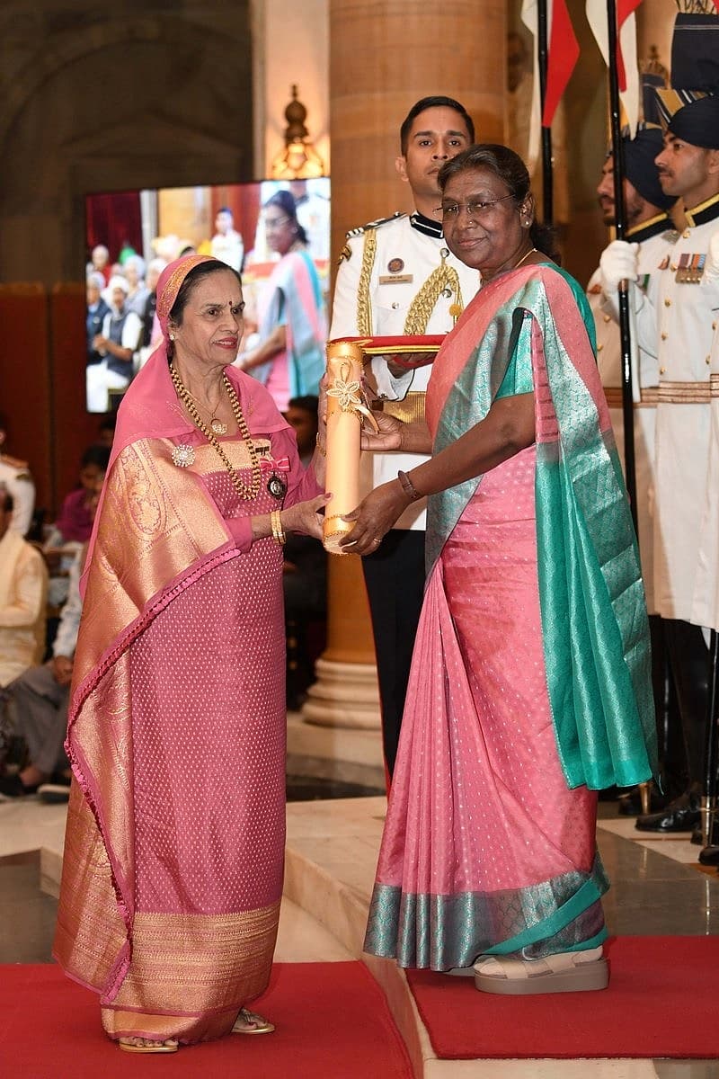 ಉಮ್ಮತ್ತಾಟ್ ನೃತ್ಯ ಕಲಿಸಿದ ಐಮುಡಿಯಂಡ ರಾಣಿ ಮಾಚಯ್ಯ ಅವರಿಗೆ ಪದ್ಮಶ್ರೀ ಪ್ರದಾನ