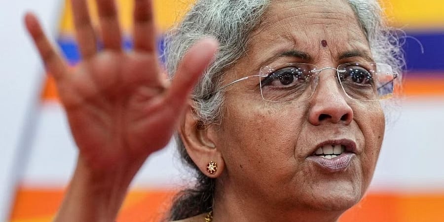 ಮೋದಿ ಮೌನ ಪ್ರಶ್ನಿಸಿದ ಕಾಂಗ್ರೆಸ್: ಈಶಾನ್ಯ ರಾಜ್ಯಗಳ ವಿಷಯದಲ್ಲಿ ನೆಹರೂ ಮಾಡಿದ್ದೇನು: ನಿರ್ಮಲಾ ಸೀತಾರಾಮನ್