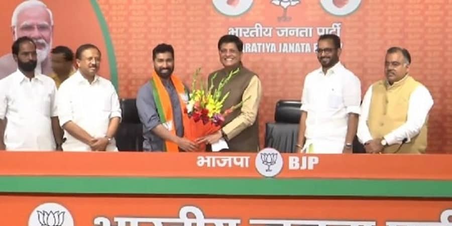 ಮಾಜಿ ರಕ್ಷಣಾ ಸಚಿವ ಎಕೆ ಆಂಟನಿ ಪುತ್ರ ಅನಿಲ್ ಆಂಟನಿ ಬಿಜೆಪಿ ಸೇರ್ಪಡೆ