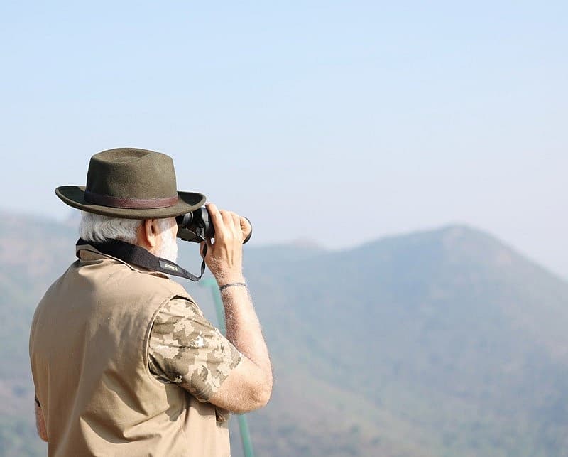 ಕ್ಯಾಮರಾದಲ್ಲಿ ಸೆರೆಹಿಡಿಯಲು ಪ್ರಯತ್ನ