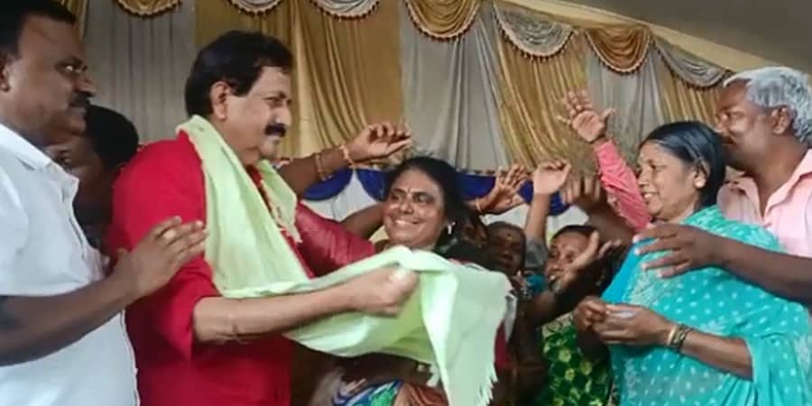 ಕಾಂಗ್ರೆಸ್ ವಿರುದ್ಧ ಸ್ವಾಭಿಮಾನಿ ಕಹಳೆ ಮೊಳಗಿಸಿದ ವೈಎಸ್ ವಿ ದತ್ತಾ; ಪಕ್ಷೇತರ ಅಭ್ಯರ್ಥಿಯಾಗಿ ಸ್ಪರ್ಧೆ