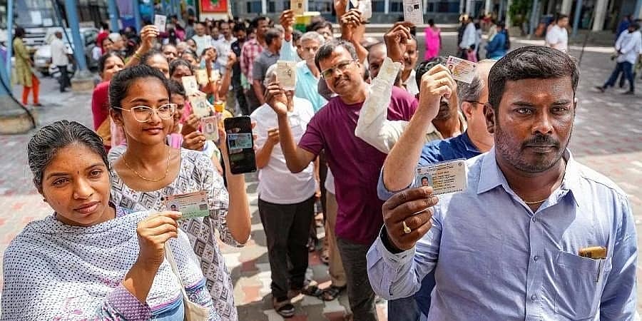 ವಿಧಾನಸಭೆ ಚುನಾವಣೆ: ಕೆಲವು ಅಹಿತಕರ ಘಟನೆ ಹೊರತುಪಡಿಸಿ ಮತದಾನ ಬಹುತೇಕ ಶಾಂತಿಯುತ